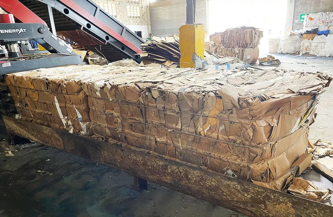 Corrugated Paper Horizontal Baler Industrial Cardboard Baler for Recycling Plants